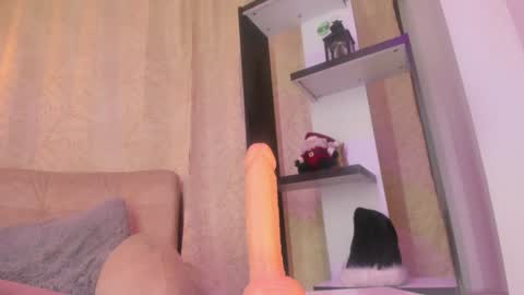 Chantall online show from December 29, 4:05 am