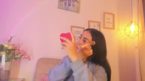 Chantall online show from February 18, 4:48 am