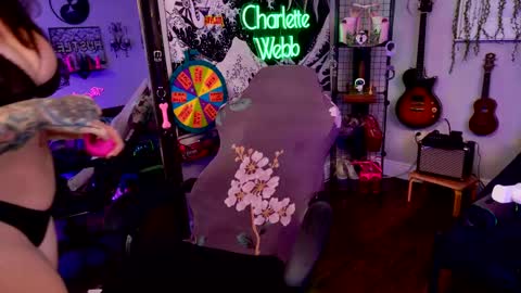 Charlette Webb online show from March 3, 2:54 am