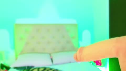 Charloott Evans online show from September 25, 4:22 am