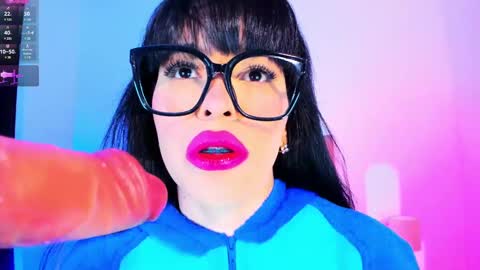 Charloott Evans online show from February 18, 1:43 am