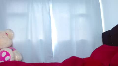 Snapshot of charlothe_wright chatting on October 1, 5:51 pm charlothe_wright online show from October 1, 5:51 pm