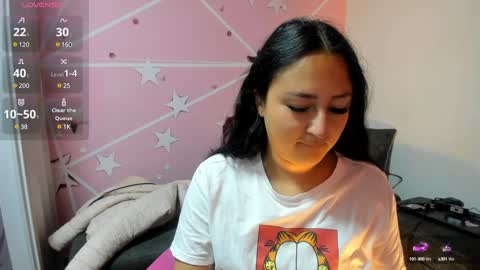 charlott_daphne online show from December 27, 11:42 pm