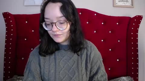 Snapshot of charlotte1_ls chatting on February 23, 9:33 pm charlotte1_ls online show from February 23, 9:33 pm