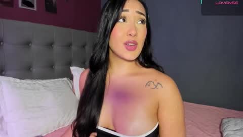 Charlotte james online show from March 26, 9:27 pm