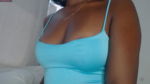 charlottehorny1 online show from June 30, 6:07 pm