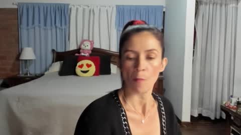 Charlotte online show from January 11, 11:21 pm