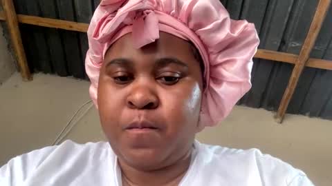 CharmainPhilly25 online show from November 21, 8:49 am