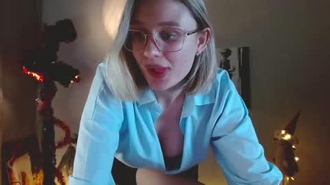 Michelle  online show from January 11, 12:43 pm