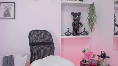 Chelsea  online show from September 9, 5:35 pm