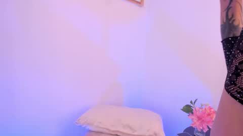 Chelsea  online show from September 10, 8:42 pm