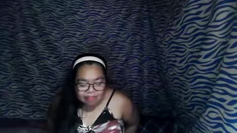 chenita_kits online show from December 22, 4:32 pm