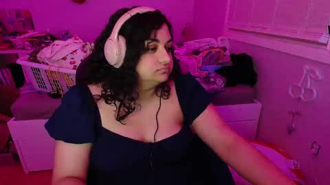 Snapshot of chericheesecake chatting on September 21, 4:44 am chericheesecake online show from September 21, 4:44 am