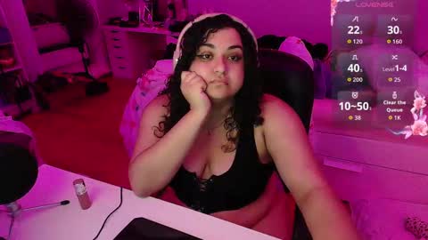 Snapshot of chericheesecake chatting on October 13, 12:13 am chericheesecake online show from October 13, 12:13 am