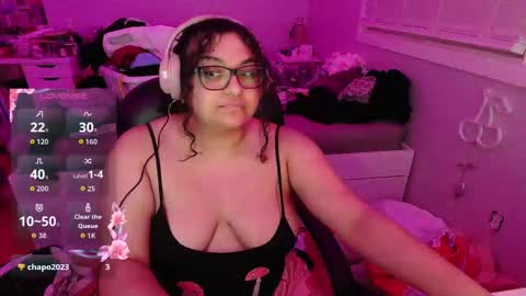 Snapshot of chericheesecake chatting on September 23, 1:37 am chericheesecake online show from September 23, 1:37 am