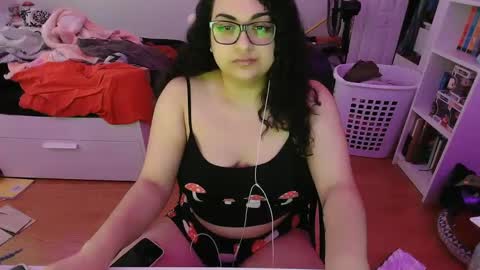 Snapshot of chericheesecake chatting on February 27, 9:25 pm chericheesecake online show from February 27, 9:25 pm