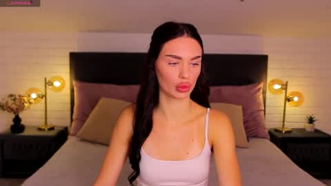 Cherry  Kiss online show from April 14, 7:41 am