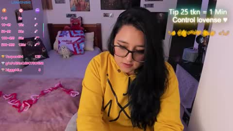 cherry_blushh online show from February 3, 11:07 pm