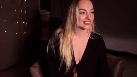 CherryBomb online show from December 28, 3:04 pm