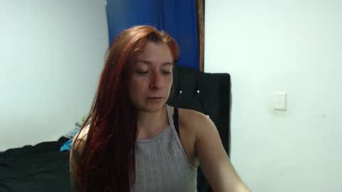 Snapshot of cherry_cam30 chatting on January 16, 12:23 am cherry aleja online show from January 16, 12:23 am