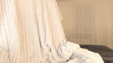 Snapshot of cherry_misaki chatting on March 3, 2:42 pm misaki  online show from March 3, 2:42 pm