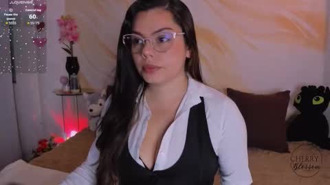 cherryblossomm1 online show from February 24, 12:32 am