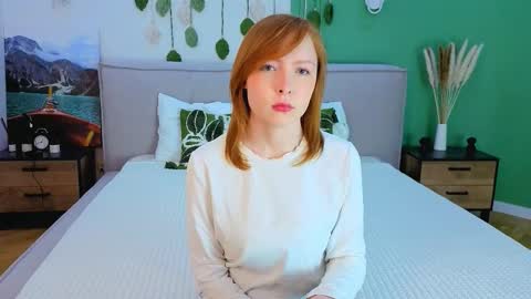cherrycrushlove online show from March 23, 5:35 am