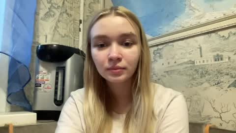 Lei online show from June 3, 2:44 pm