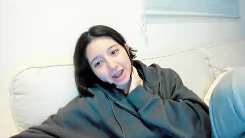 cherrycute666 online show from December 19, 12:37 am