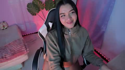 Mely online show from November 12, 1:09 pm