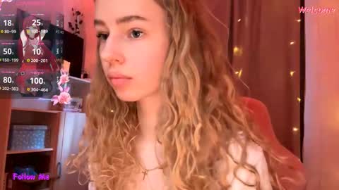 Evie online show from January 15, 12:22 pm