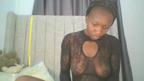 Kim and vee online show from April 16, 12:49 pm