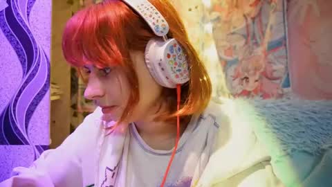 Janett online show from April 18, 7:58 pm