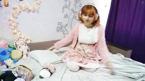 Janett online show from April 6, 7:09 am