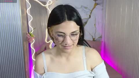 Chiara  online show from April 4, 7:13 pm