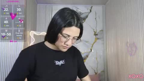 Chiara  online show from April 14, 8:20 pm