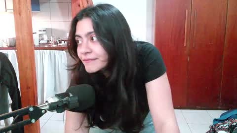 chicachica online show from September 25, 9:23 pm