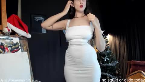 Nina   online show from November 28, 5:27 pm