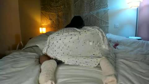 yoursensualparadise online show from November 7, 7:41 pm