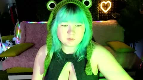 Snapshot of chimberwol chatting on September 17, 1:47 am Chim-Chim online show from September 17, 1:47 am
