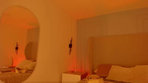 Chloe online show from March 1, 12:38 pm