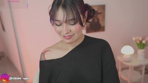Chloe  online show from May 31, 6:08 am