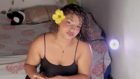 chloe_kisses online show from March 28, 11:43 am