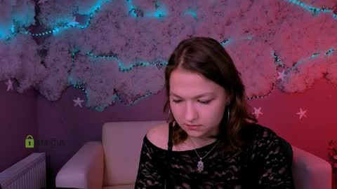 chloe_ley online show from March 25, 8:34 pm