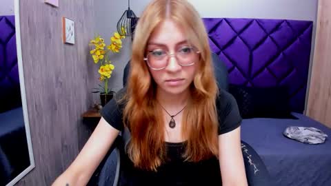 Snapshot of chloecampbell03 chatting on September 29, 5:51 pm chloecampbell03 online show from September 29, 5:51 pm