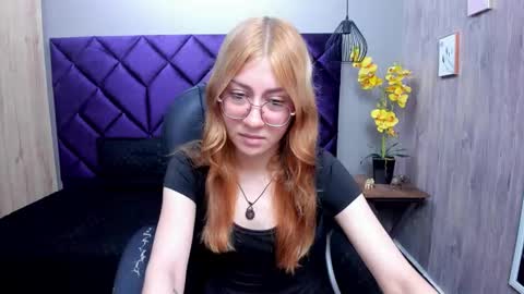 Snapshot of chloecampbell03 chatting on October 20, 5:38 pm chloecampbell03 online show from October 20, 5:38 pm