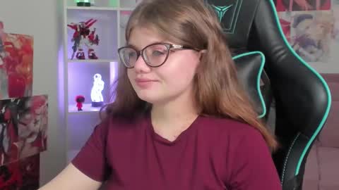 ChloeHalses online show from February 12, 5:20 am