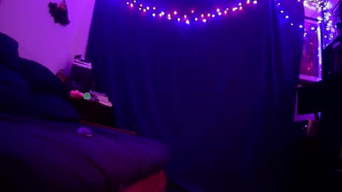 Chloekissxo online show from February 19, 4:34 am