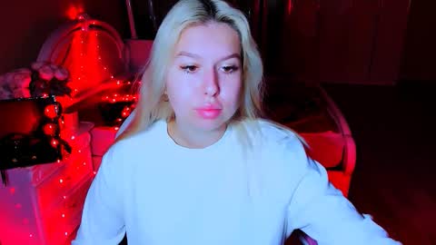 ChloeRicci online show from October 28, 6:41 am