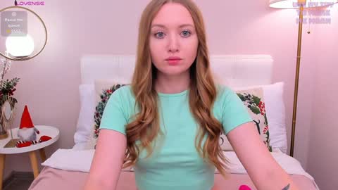 Chloe online show from January 9, 1:02 pm